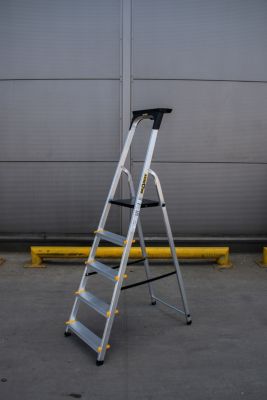 Échelle en aluminium 5 marches PRO DRABEST avec étagère, capacité de charge 150 kg, 1 pièce.