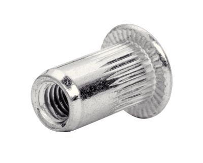 Écrous à sertir M8 pour vis de 8 mm, boîte de 20 avec foret