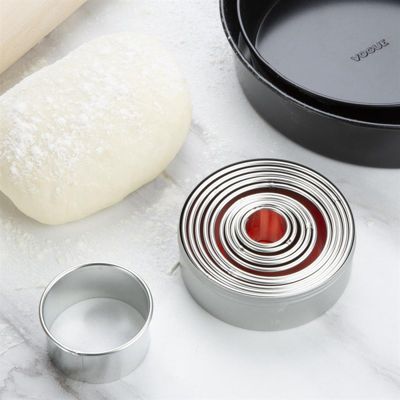 11 Emporte-Pièce Ronds de   2 à 8.6 cm - Vogue