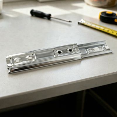 2 Glissières dosseret Acier zingué 150 x 43 mm