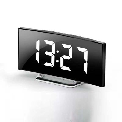 2 niveaux de luminosité, 12/24 heures, température, date, veilleuse, chargement USB et alimentation par batterie (blanc)