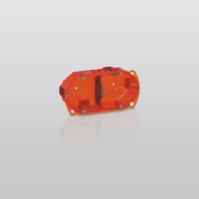 Boîte d'encastrement double multimatériaux Legrand P. 40 mm