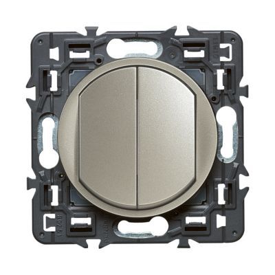Mécanisme double poussoir Legrand Céliane titane 6A
