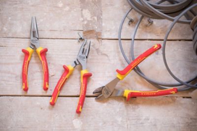 Pince VDE Stanley, 3 pièces