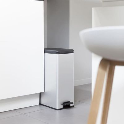 Curver Poubelle a pédale 40L Slim aspect métal