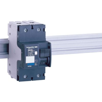 Disjoncteur modulaire 9 NG125L 2 pôles courbe D 18845