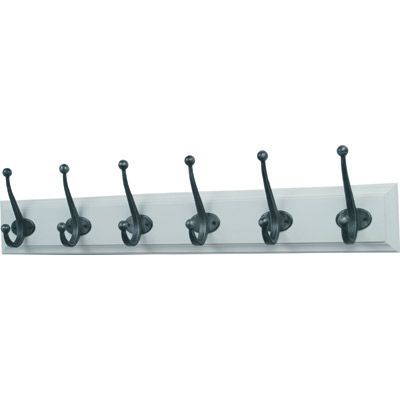 Porte-manteau à fixer pin laqué Form Malo 6 têtes