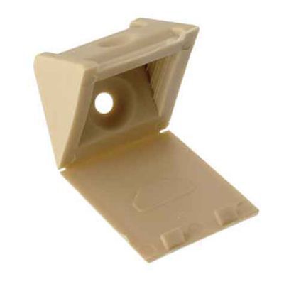 4 Taquets équerre pin L. 23 x H. 23 x P. 24 mm