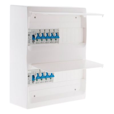 Coffret T3 26 modules équipé + 9 disjoncteurs + 2 interrupteurs + accessoires Zenitech