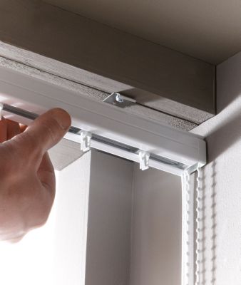 Rail 320cm ouverture latérale pour lamelles verticales