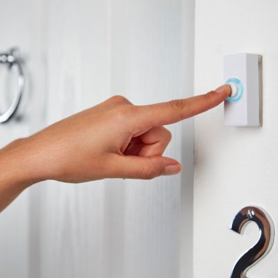 Bouton de sonnette filaire lumineux Blyss blanc | Castorama