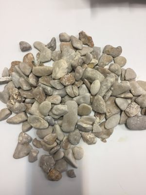 Galet calcaire roulé beige 5-15 Blooma 25kg