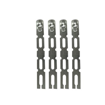 Pattes de fixation pour fenêtre et porte fenêtre pvc (lot de 4)