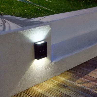 4 appliques solaire d'extérieur bidirectionnelles Carasau noir IP44 1lm
