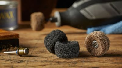 Tampon abrasif de finition haute résistance Dremel 511, 1 x grain 180 + 1 x grain 280