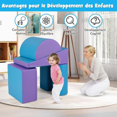 Parcours de motricité en mousse pour bébé : un univers bleu poudre