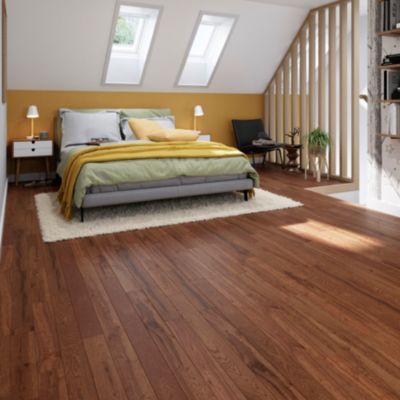 Parquet massif à coller Skara S en chêne verni brun