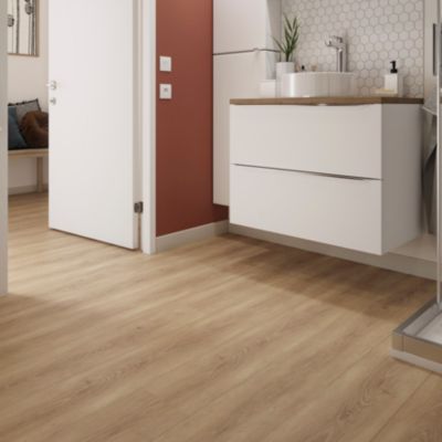 Sol stratifié clipsable Southwell chêne naturel 10 mm compatible pièces humides