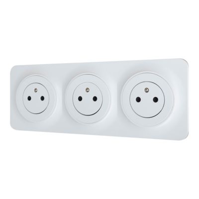Triple prise avec terre prêt câblée Jacobsen Espen blanc composable