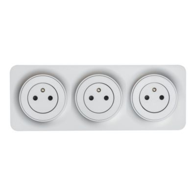 Triple prise avec terre prêt câblée Jacobsen Espen aluminium composable