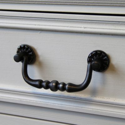 Poignée de meuble nœud Rohan effet étain satin gris l.122mm x H. 48mm entraxe 96mm