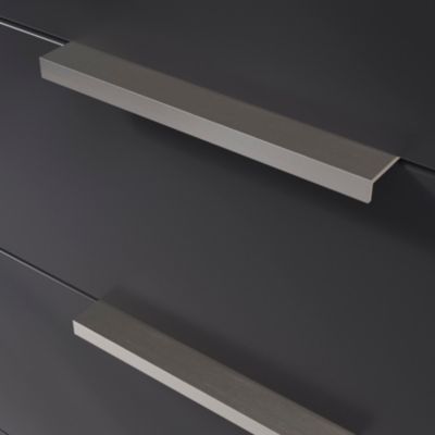 Poignée de meuble Incurvé GoodHome Skej aluminium effet nickel satin gris l.152mm x l.19mm x H. 35mm