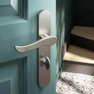 Ensemble poignée sur plaque rond à condamnation GoodHome Armel effet nickel satin gris L.130mm x l.4