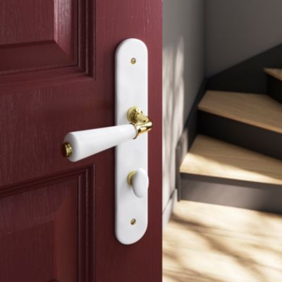 Ensemble poignée sur plaque Droit à condamnation GoodHome Porcelaine Vras blanc L.115mm x l.45mm ent