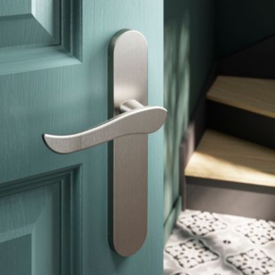 Ensemble poignée sur plaque rond GoodHome Armel effet nickel satin gris L.130mm x l.42mm entraxe 165