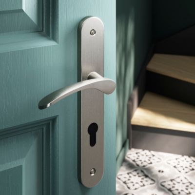 Ensemble poignée sur plaque rondcylindre GoodHome Beare effet nickel satin gris L.110.5mm x l.40mm e