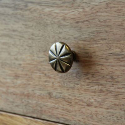 Bouton de meuble arrondi Azereg gris Ø3.1cm x l.3.1cm x h. 3.1cm x p.2.2cm