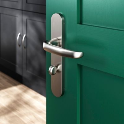 Ensemble poignée sur plaque rond à condamnation GoodHome Govlin effet nickel satin gris L.130mm x l.