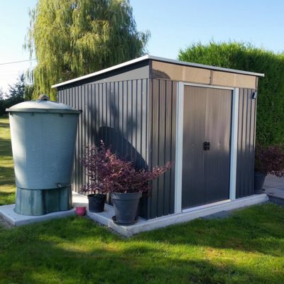 Abri de jardin métal Skylight 6,67m² anthracite avec fenêtres et kit d'ancrage