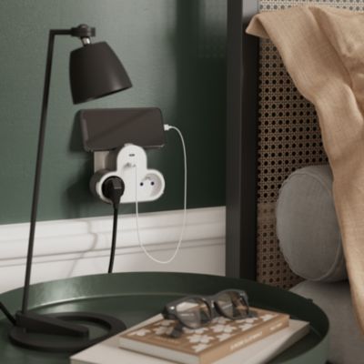 Adaptateur triplite + 2 USB Jacobsen blanche 16A