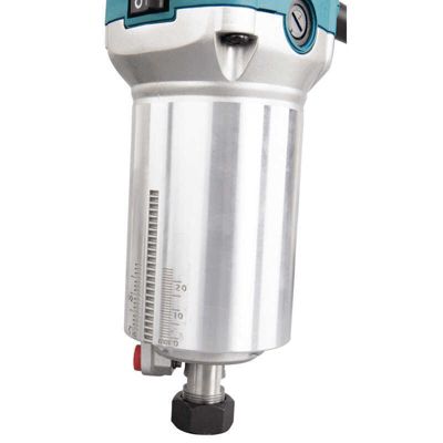 Affleureuse-défonceuse Makita Rt0702c À Vitesse Variable 710 W Avec Fonction Anti-redémarrage