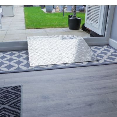 Aidapt VA146F Rampe de seuil de pont en aluminium, trois longueurs et hauteurs, scooter, fauteuil roulant, trottoir,