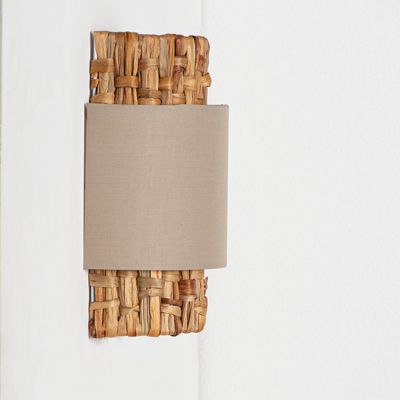 ALPINALUZ Applique avec abat-jour en rotin combiné avec du textile E27 .