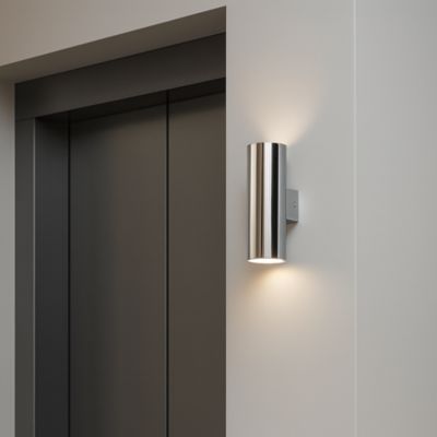 ALPINALUZ Applique Murale Chromée Lumière Double Haut/Bas, 2 Douilles GU10, Métallique, Ampoules Non Incluses