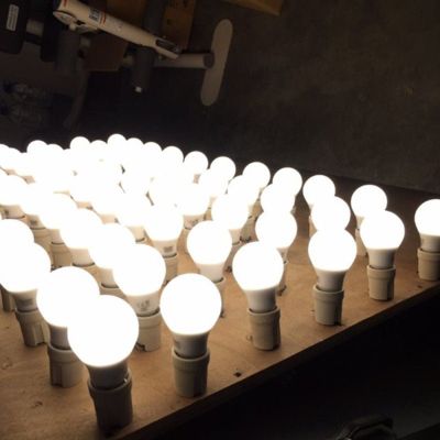 Ampoule LED E27 15W 220V A65 - Blanc Chaud 2300K - 3500K - SILAMP