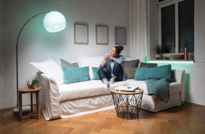 Ampoule LED E27 806lm RGB dimmable + télécommande 9,4W Osram