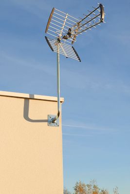 Antenne extérieure moyenne binappe - UHF