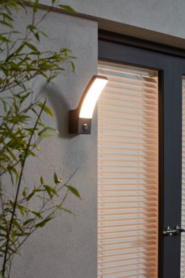 Applique murale à détection Gambell 800lm 12.5W IP44 GoodHome gris anthracite