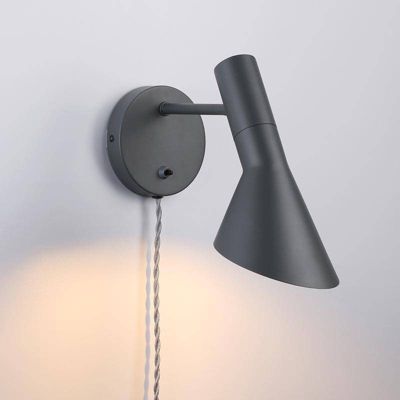 Applique Murale Pivotante avec Câble Prise et Interrupteur Oslo - Design Contemporain et Élégant E27 Métal Gris
