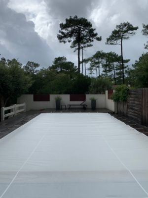 Bâche Hivernage Filet Blanc 350 g/m² Traitée Anti-UV 8,60 x 4,60 m pour Piscine Max. 8 x 4 m - Fabrication Française Direct Usine