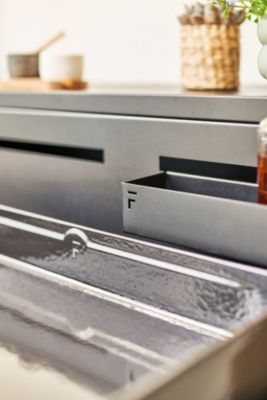 Bac de rangement en acier noir pour cuisine extérieure Forge Adour