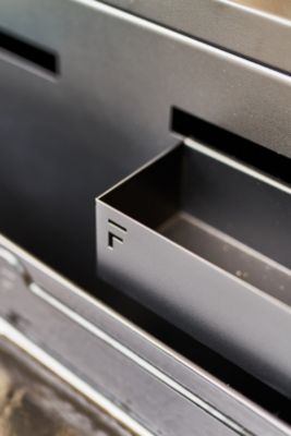 Bac de rangement en acier noir pour cuisine extérieure Forge Adour