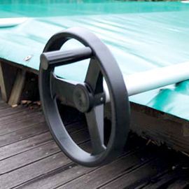 Bâche à barres Sequoia Logipool pour piscine bois – vendue au m² – PVC 550 g/m² – barres aluminium – sécurité enfant