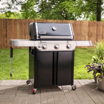 Barbecue à gaz Weber GENESIS® E-315 H.122 x P.69 x L.147 cm