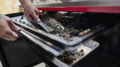 Barbecue à gaz Weber Genesis E-435 acier noir
