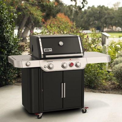 Barbecue à gaz Weber Genesis E-335 avec réchaud latéral